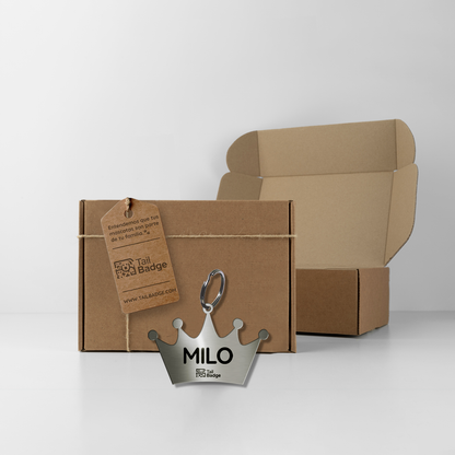 CROWN-SHAPED PET TAG